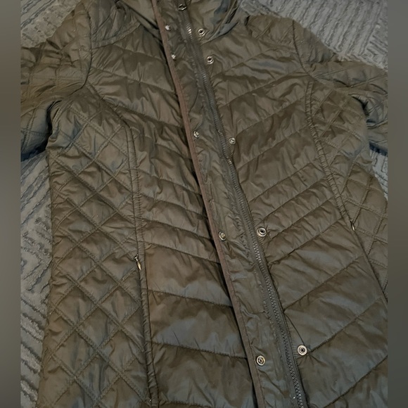 Marc Andrews Down Jacket in Army Green - Picture 7 of 15